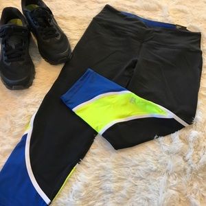 Victoria's Secret neon knockout Capri leggings
